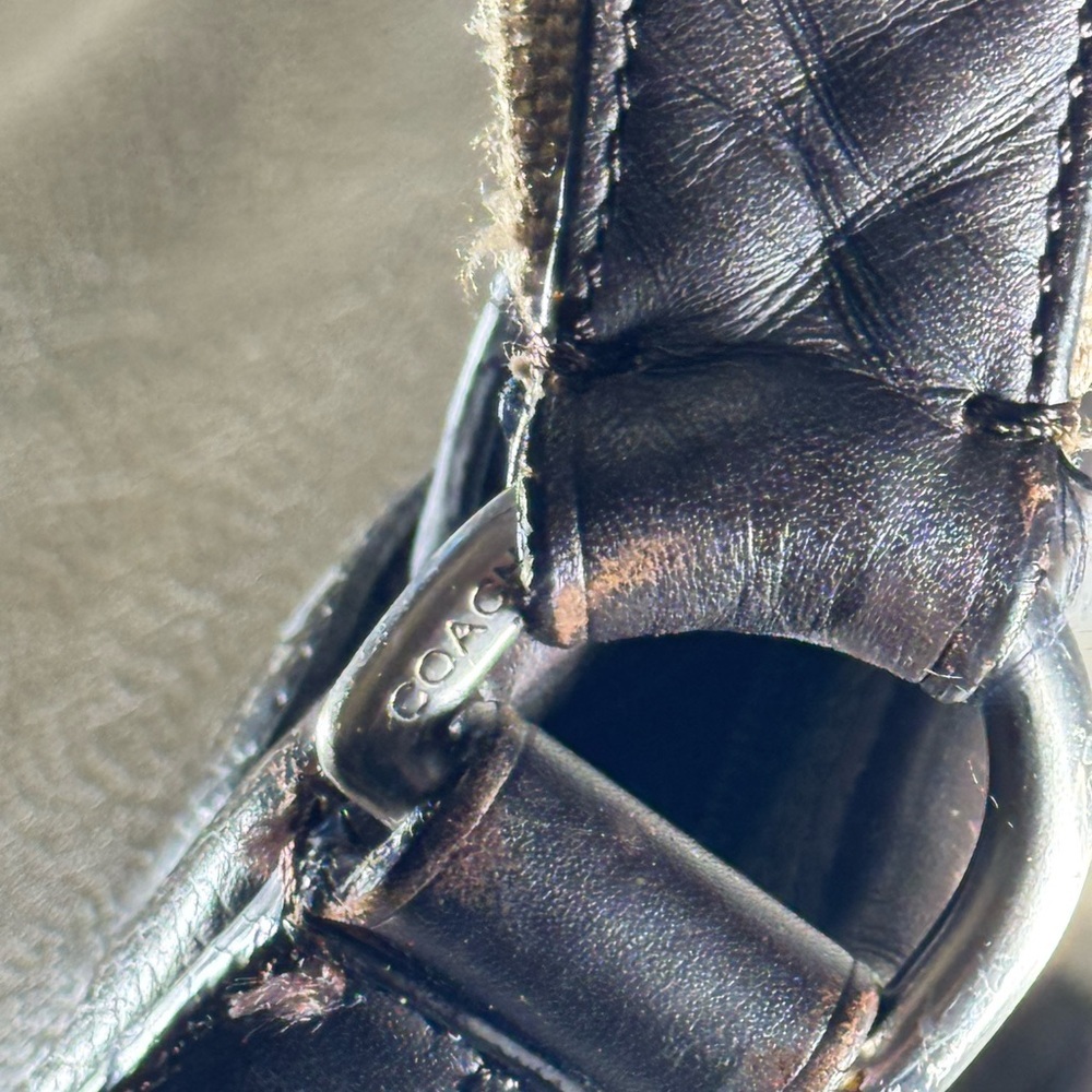 COACH MESSENGER BAG GREY ALL LEATHER IN MINT CONDITIONION - Picture 5 of 14